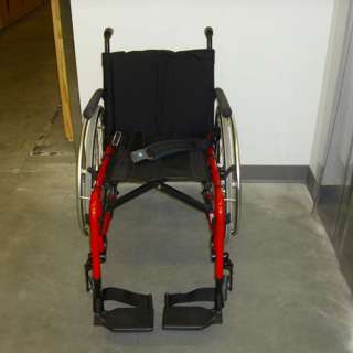 TiLite 17x17 Aero X Aluminum Wheelchair SN 37037  
