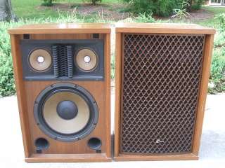    2500 5 DRIVER, 3 WAY SPEAKER SYSTEM, REAL WOOD, HEAVY QUALITY  